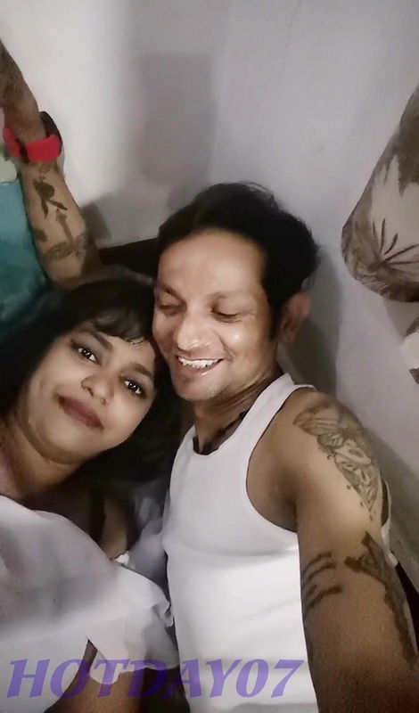 My girlfriend and me enjoy my room so very horny my girlfriend