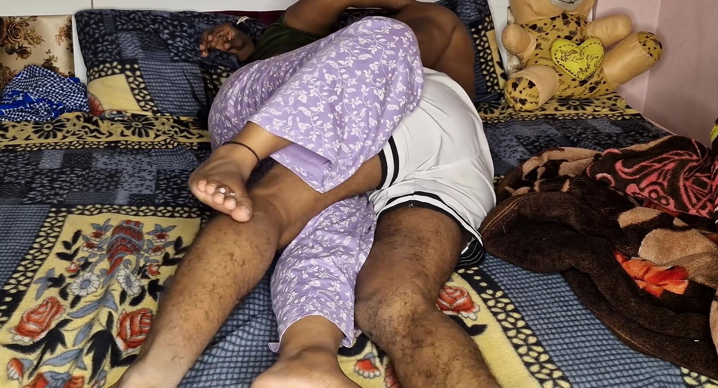 The Indian fat ass sister-in-law gave full fun to the brother-in-law with loud moaning