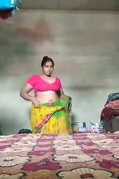 Desi Village girl hot full open sex video
