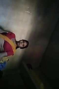 Hottest Indian house wife open video