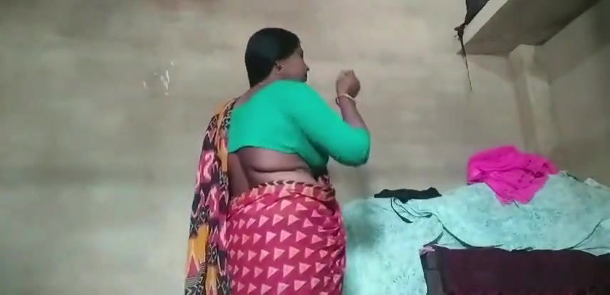 Indian hot girl Japani oil massage