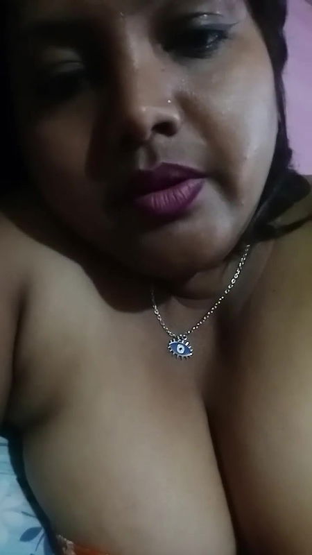 Roji Bhabi Big Boob