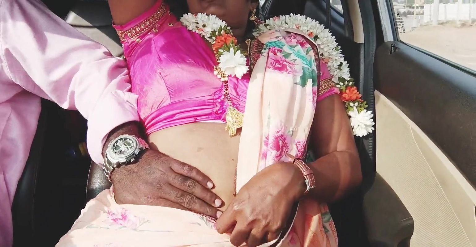 Silk aunty car sex, telugu dirty talks, Episode -1, part- 3, sexy saree telugu silk aunty with boy friend