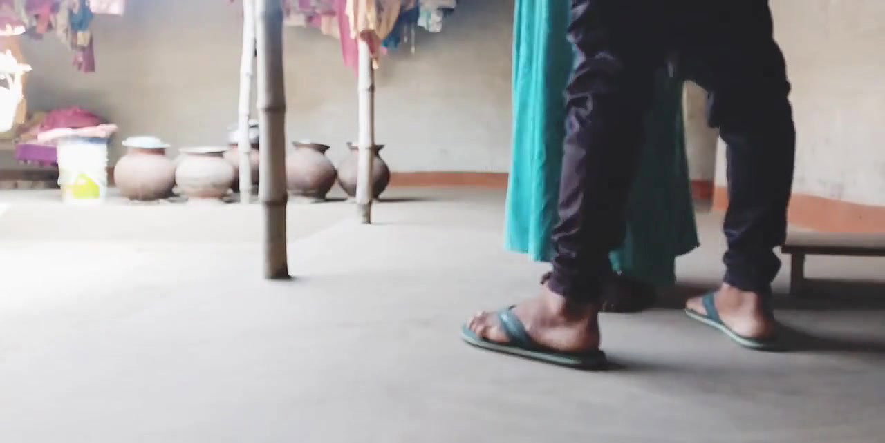 There was no one at home, so Pumi Bhabi left early