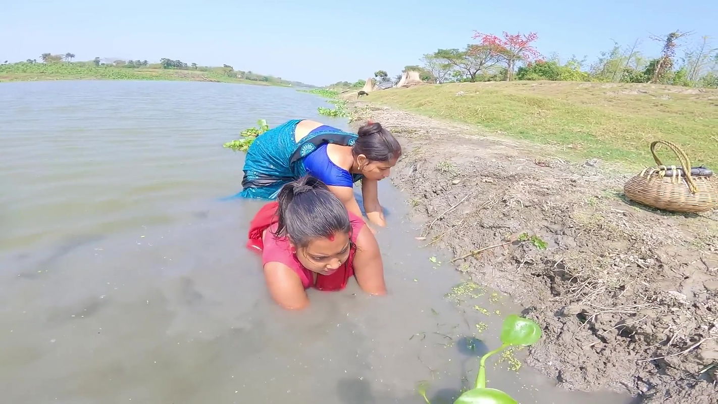 Hot fgr village bhabi fishing – 1