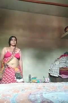 Desi hot performance video Village girl