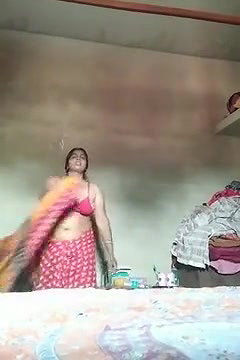 Desi hot performance video Village girl