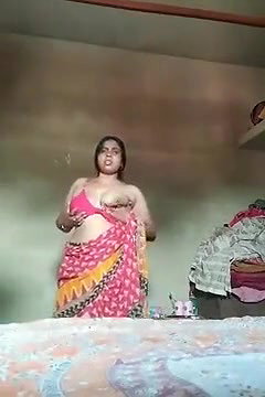 Desi hot performance video Village girl