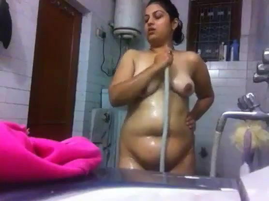 Desi Wife Payal Selfie Nude – Movies
