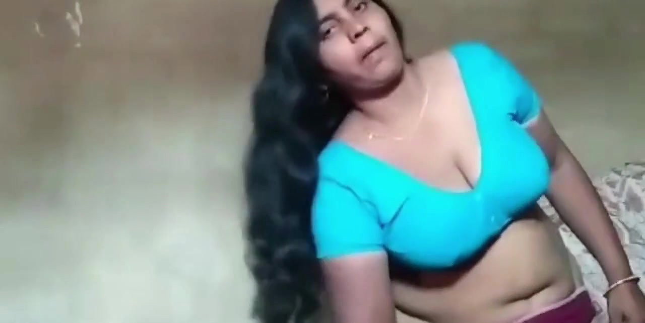 Desi Indian house wife hot scene full video