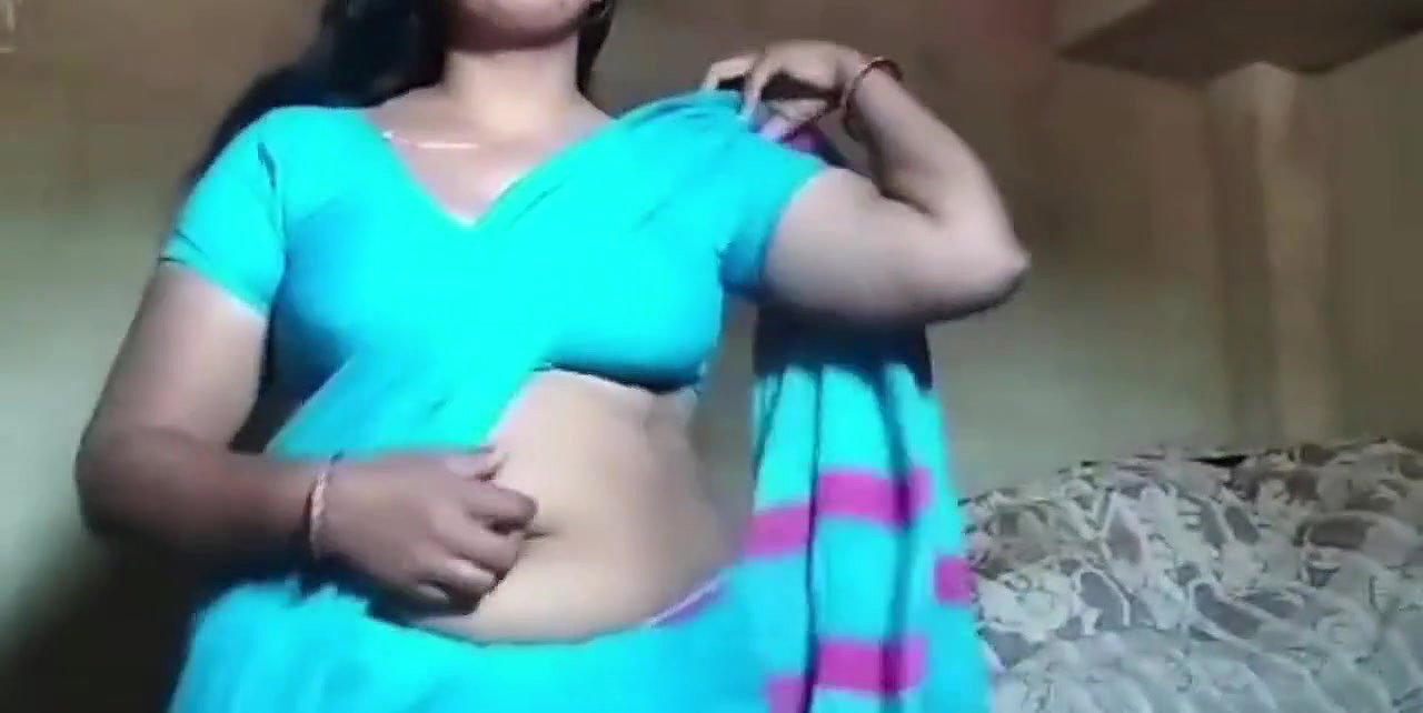 Desi wife hot video Indian house wife sexy video