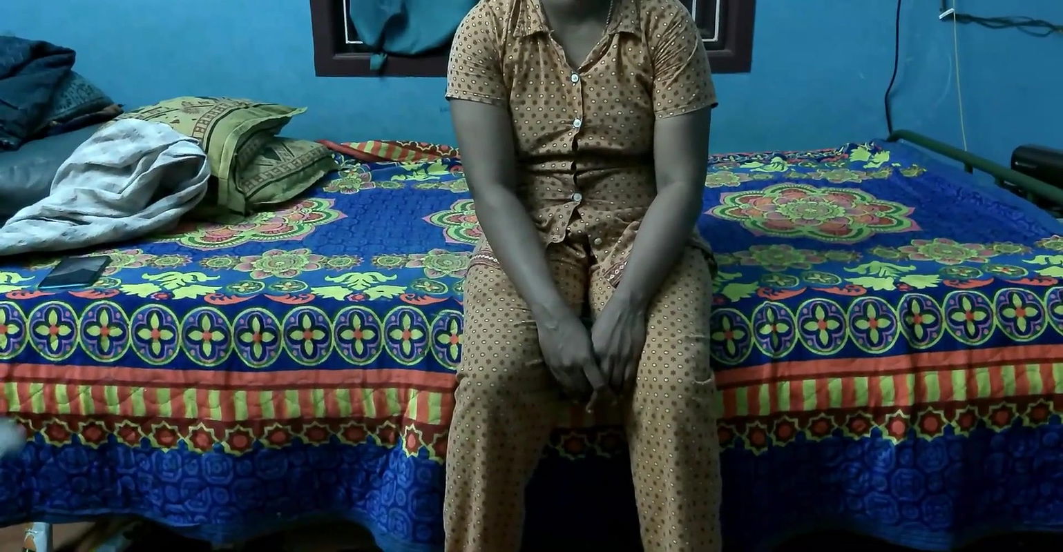 Tamil housewife doing massage at home