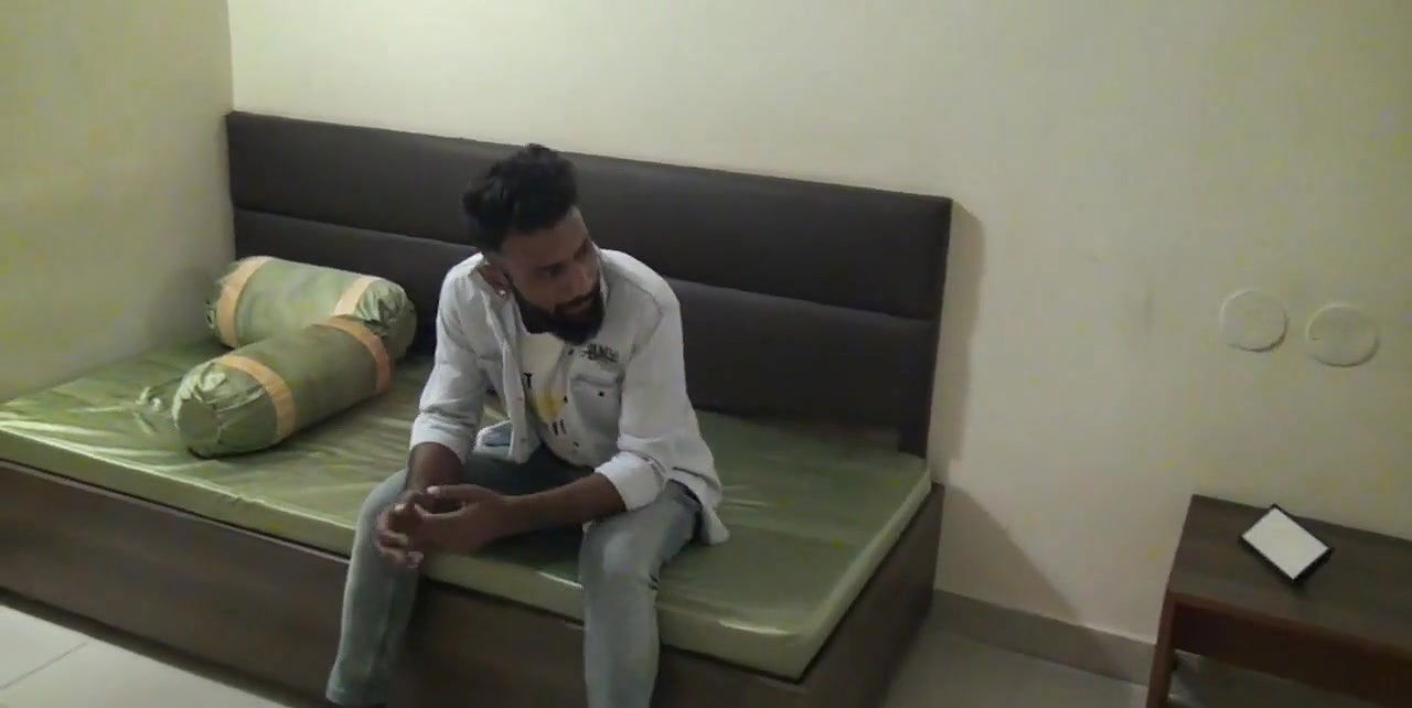 A housewife cheated delivery boy and made a superb fucking session in her own lonely house