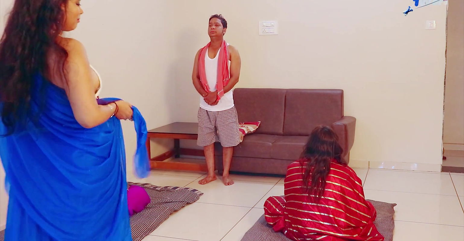 Gangbang sex between the horny boys and girls