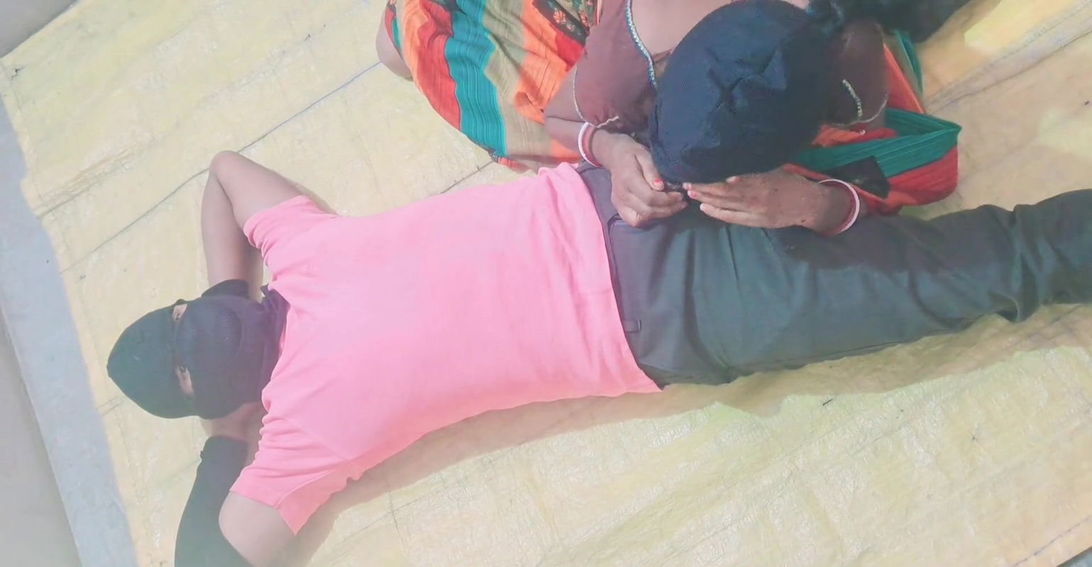 House Wife Fucking By Stepson in Hindi