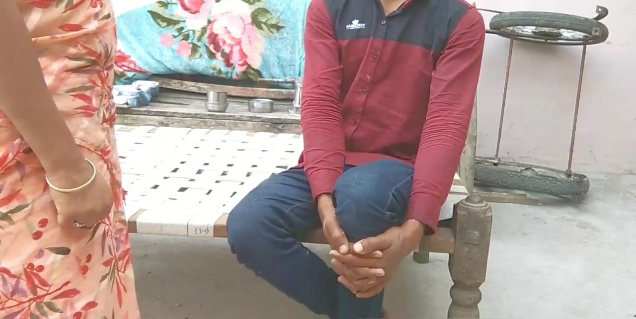 xSoniya Maid’s dirty pussy fucked hard with gaaliyan by Boss after deep blowjob   desi hindi sex video