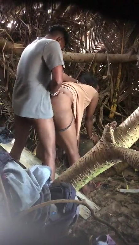 Same place different couple fucking video -1