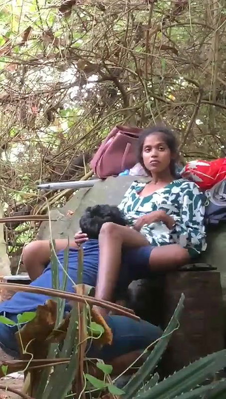 Same place different couple fucking video -2