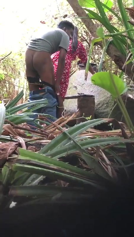 Same place different couple fucking video -4