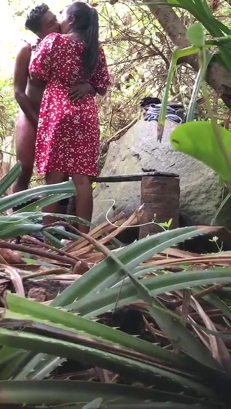 Same place different couple fucking video -4