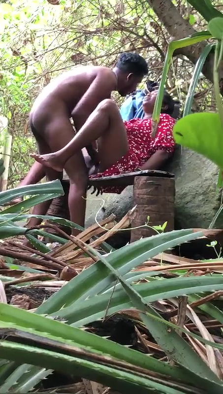 Same place different couple fucking video -13