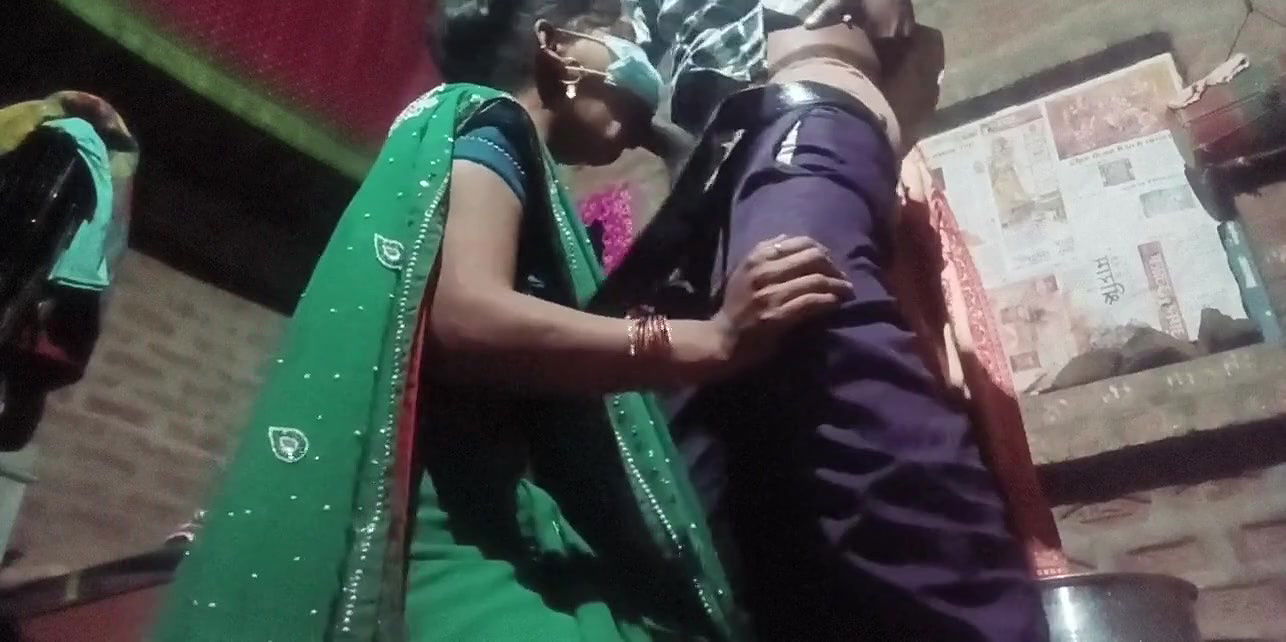 Indian wife ki khade hokar ki jordar chudai hindi audeo