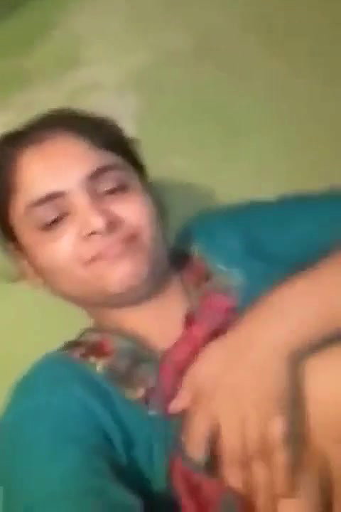 Usha Indian GF Nude Selfie – Movies