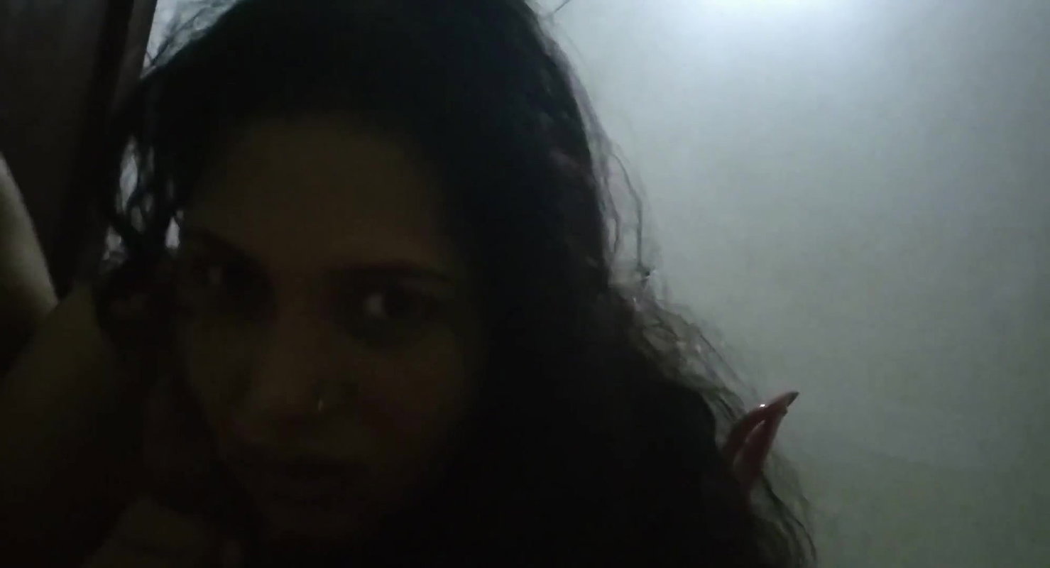 Pinki Bhabhi Ne Apne Devar Ka Lund Chus kar Pani Nikaal Diya Closeup night blowjob Devar Bhabhi Sex