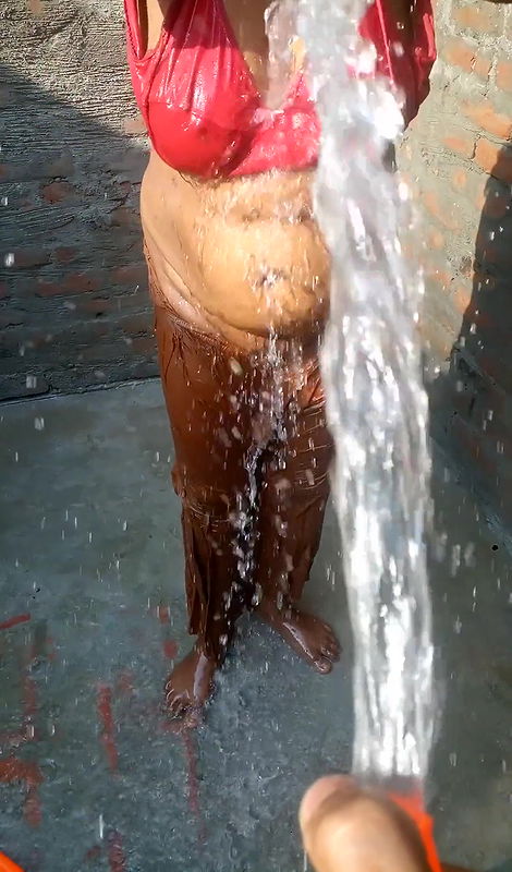 Sadia vabi is so beautiful. His pussy is so sexy