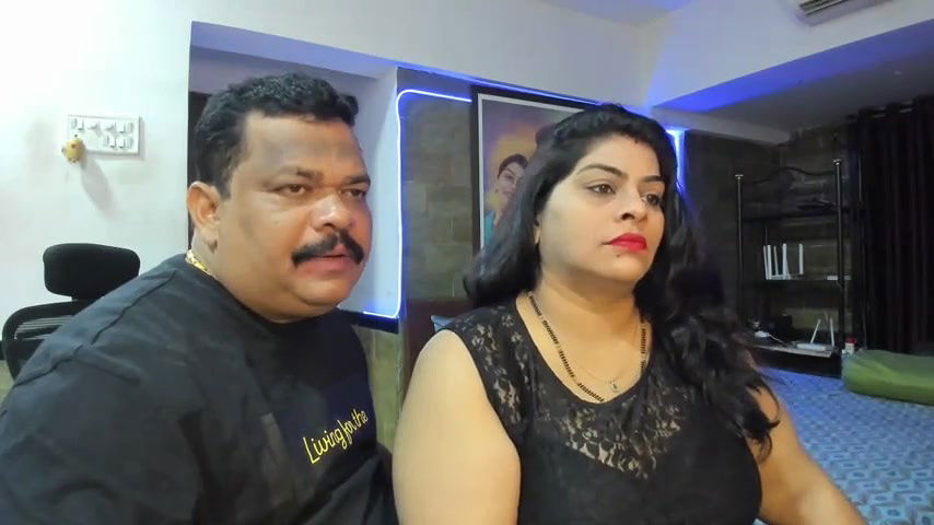 Stripchat-Public Show-c-tarivishu23-2024 01 18 134700