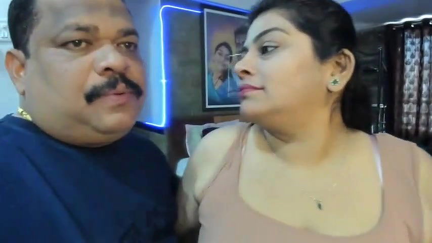 Stripchat-Public Show-c-tarivishu23-2024 01 20 045212