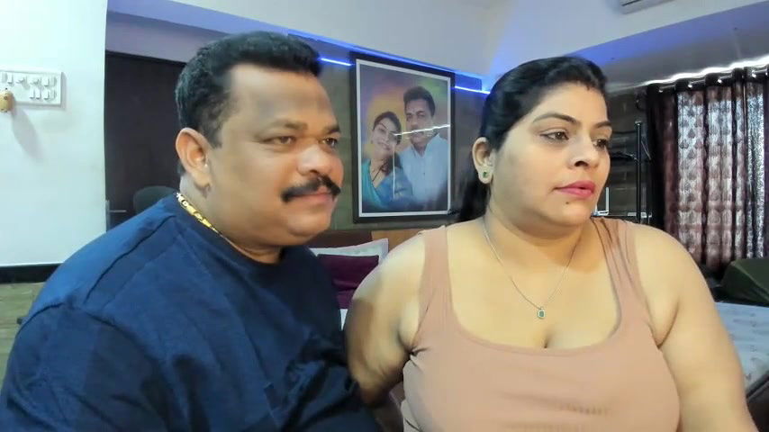 Stripchat-Public Show-c-tarivishu23-2024 01 20 060337