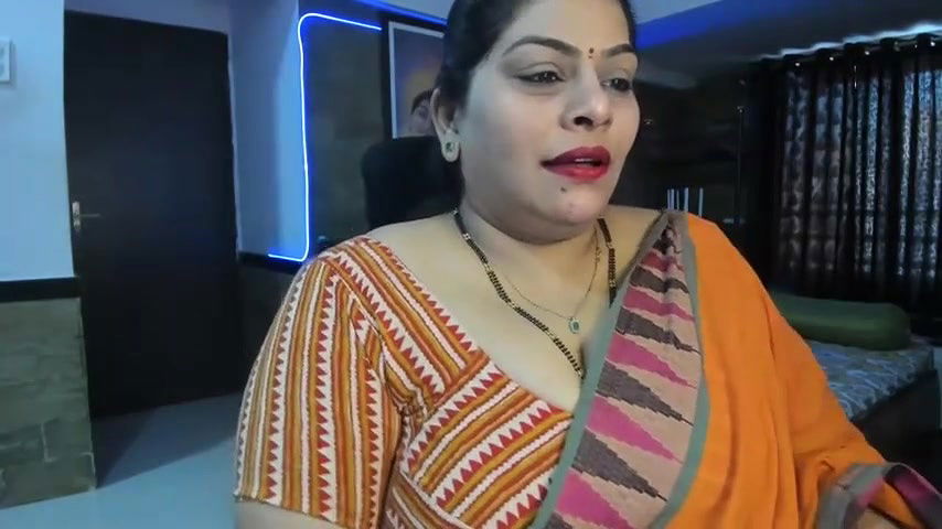 Stripchat-Public Show-c-tarivishu23-2024 02 05 022523