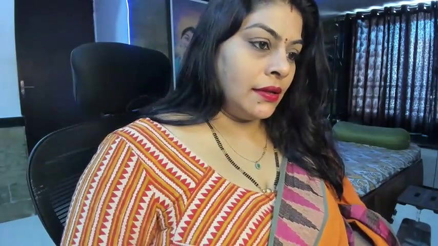 Stripchat-Public Show-c-tarivishu23-2024 02 05 053928