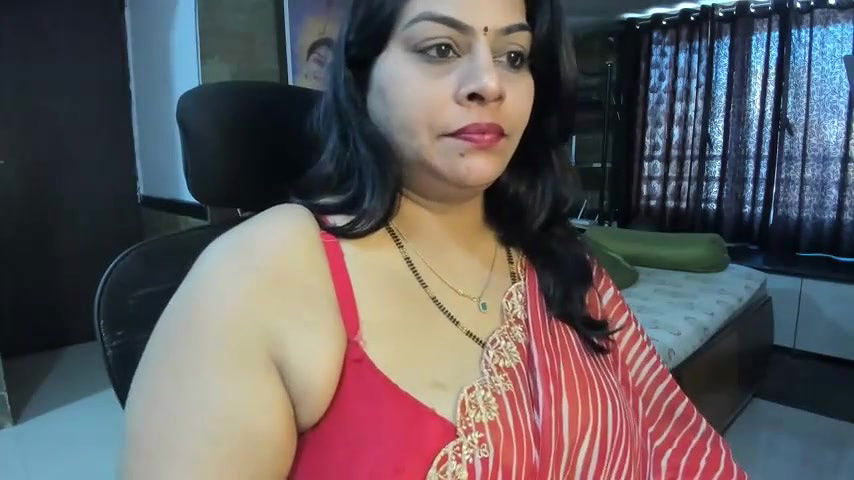 Stripchat-Public Show-c-tarivishu23-2024 02 07 041627