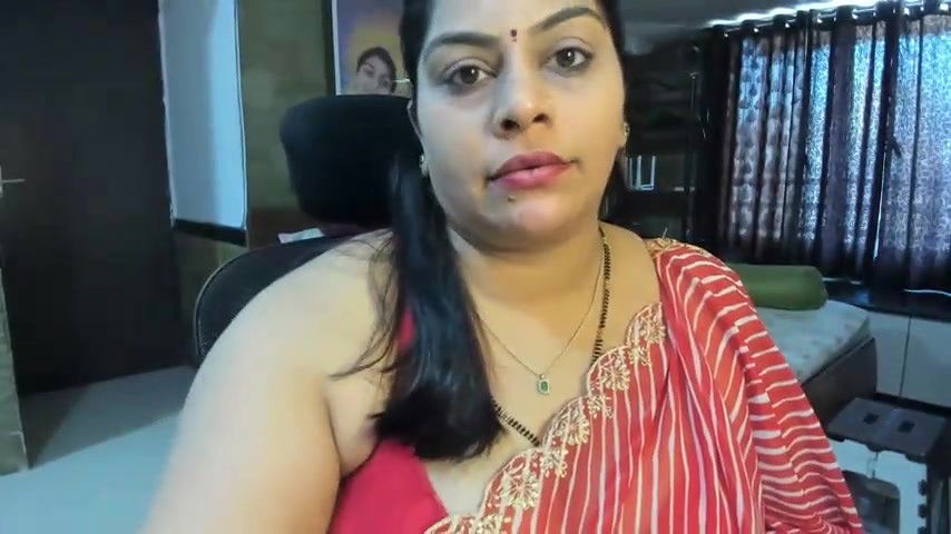 Stripchat-Public Show-c-tarivishu23-2024 02 07 061858