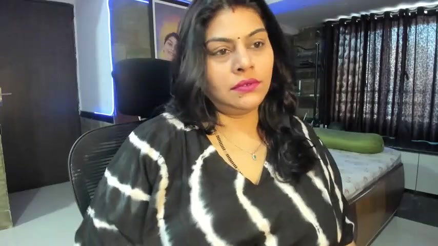 Stripchat-Public Show-c-tarivishu23-2024 02 08 022221