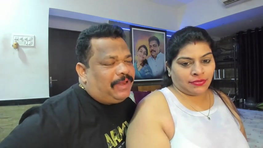 Stripchat-Public Show-c-tarivishu23-2024 02 08 164525