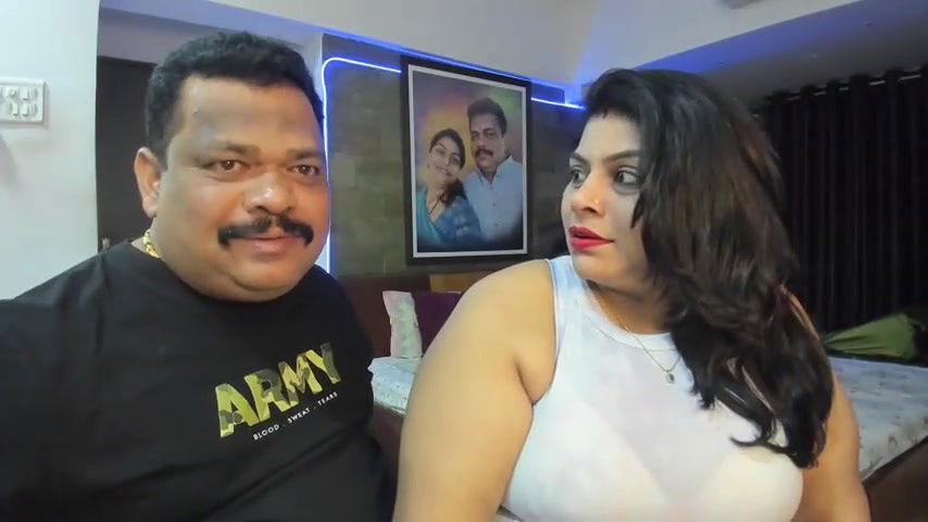 Stripchat-Public Show-c-tarivishu23-2024 02 08 164525