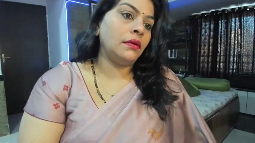 Stripchat-Public Show-c-tarivishu23-2024 02 09 015920