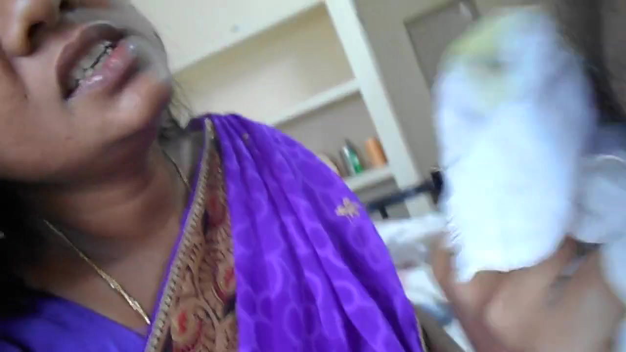 Mallu Bhabhi Sucking Cock – Movies