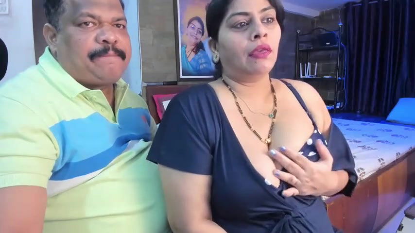 xStripchat-Public Show-f-tarivishu23-2023 08 25 192543