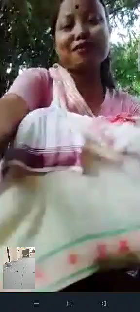 Assamese bhabhi video calling hubby pussy show up