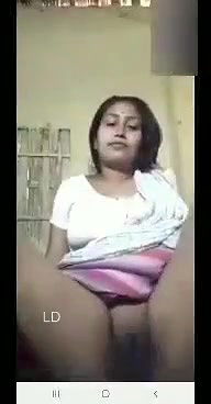 Assamese bhabhi unsatisfied video calling hubby pussy show