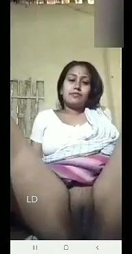 Assamese bhabhi unsatisfied video calling hubby pussy show