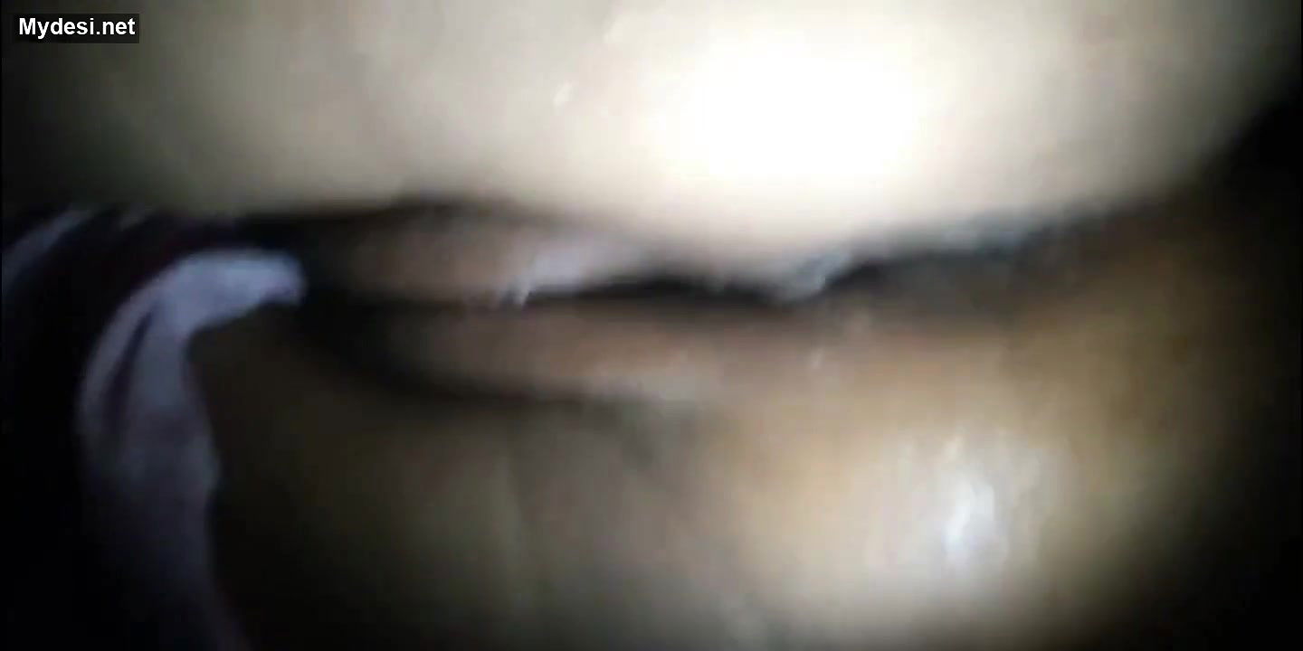 RAAT ME MOM KI DEKHI