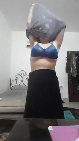 Sexy Indian Flashing Boobs – Movies