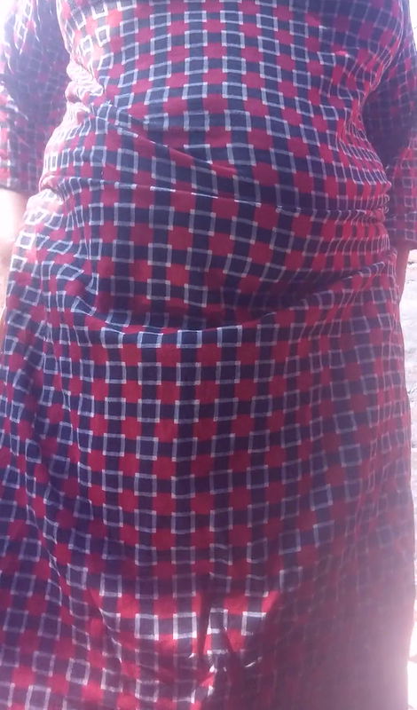 Beautiful college girl is fingaring in Her pussy