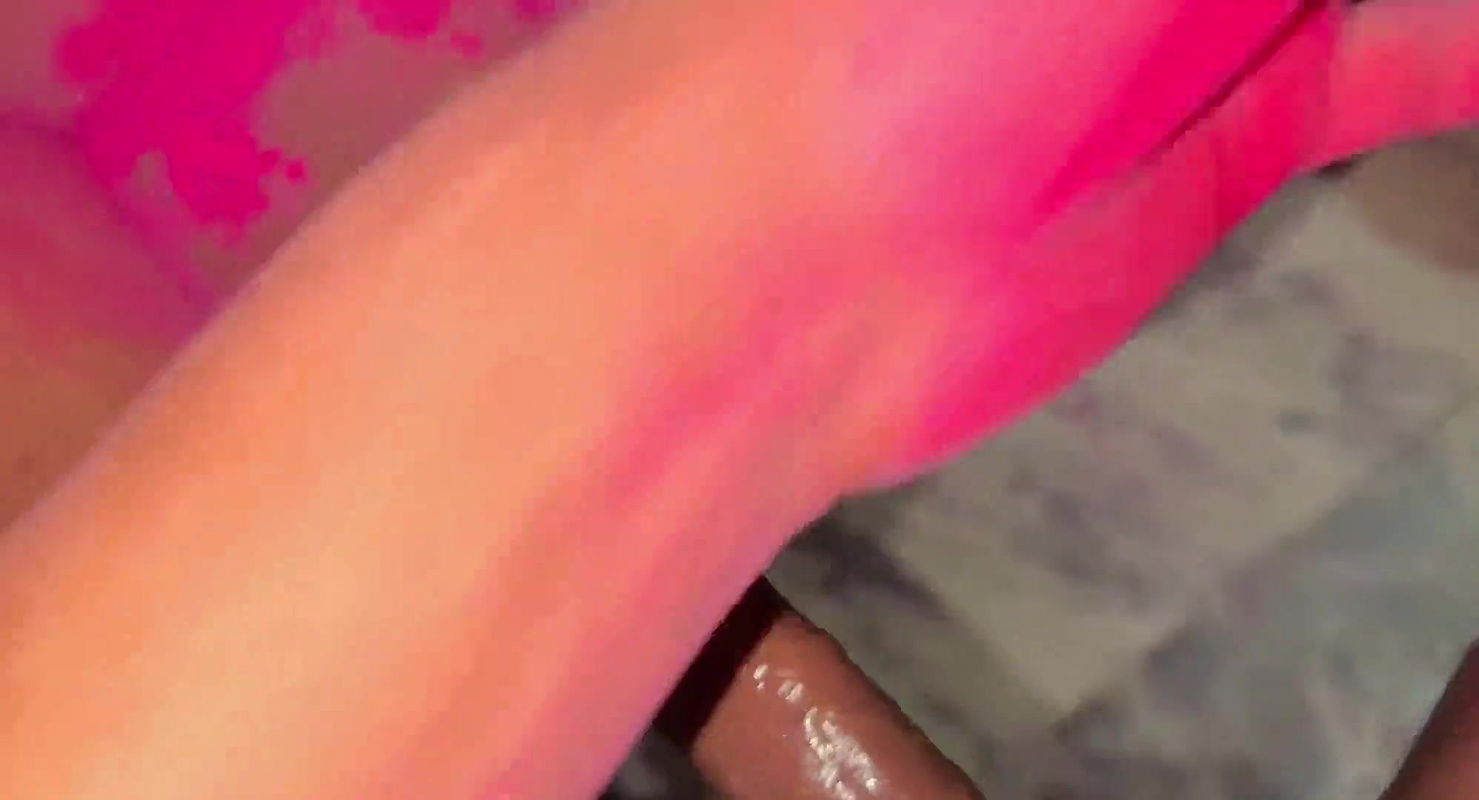 Holi mein bhabhi ki choochi pe laga rang and faux har hard