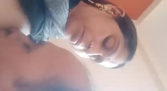 Mature bhabhi boobs sucking